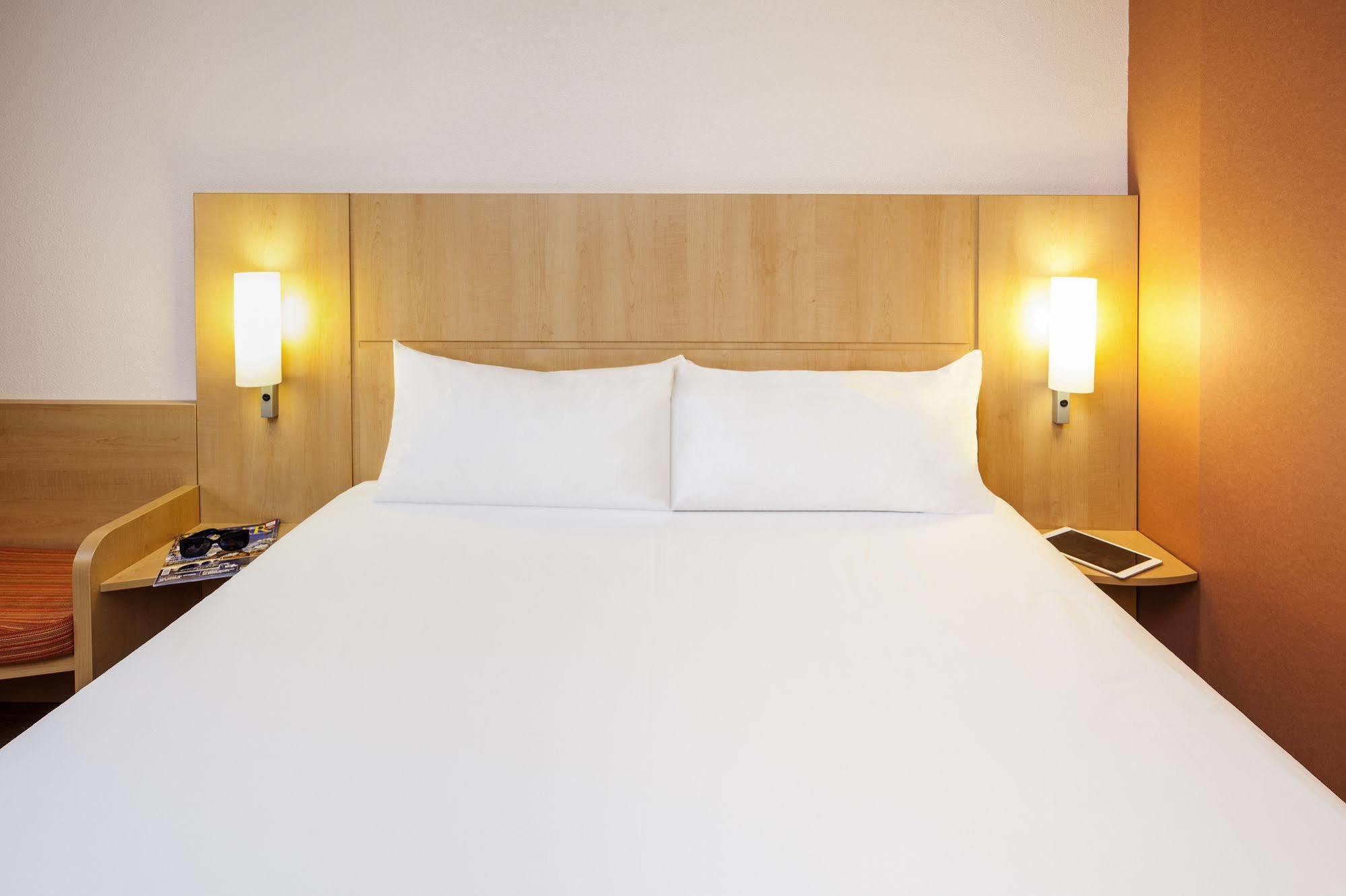 ibis Mulhouse Centre Filature Exterior foto