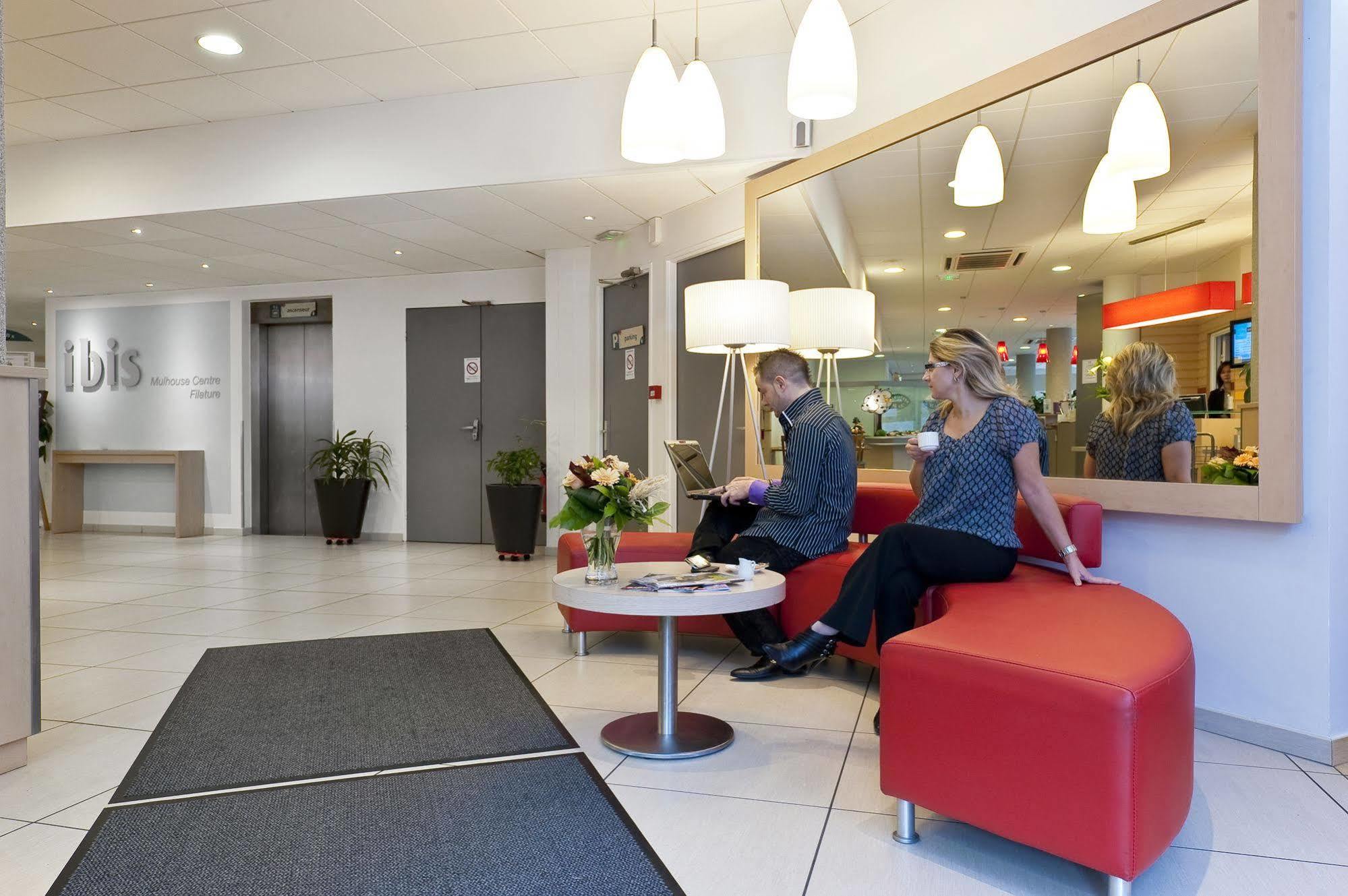 ibis Mulhouse Centre Filature Exterior foto